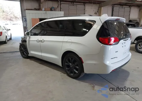 2019 Chrysler Pacifica Touring L Plus from USA, damaged, VIN 2C4RC1EG1KR714478